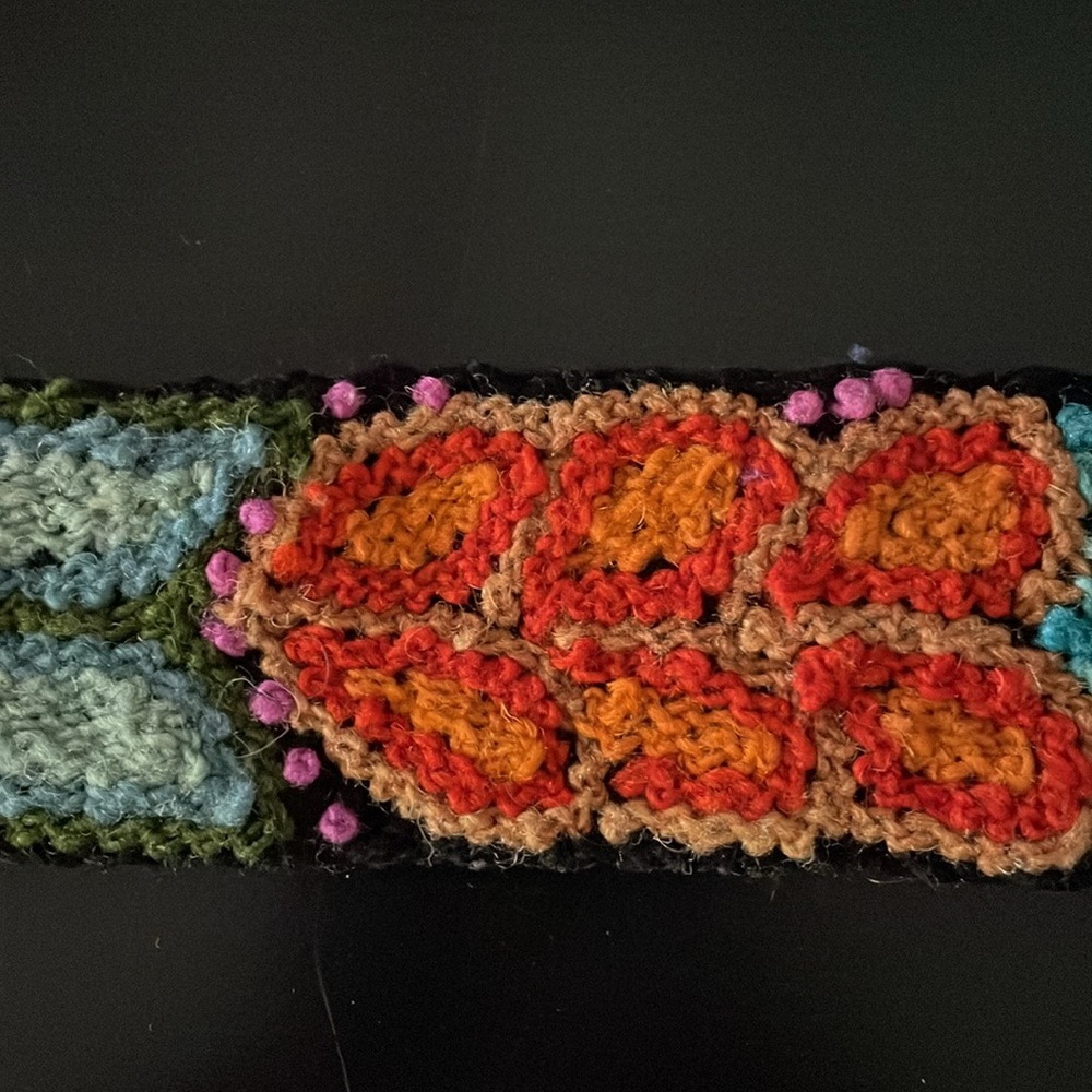 Geometric Pattern Belt/ 100% Wool - Picture 8 of 10